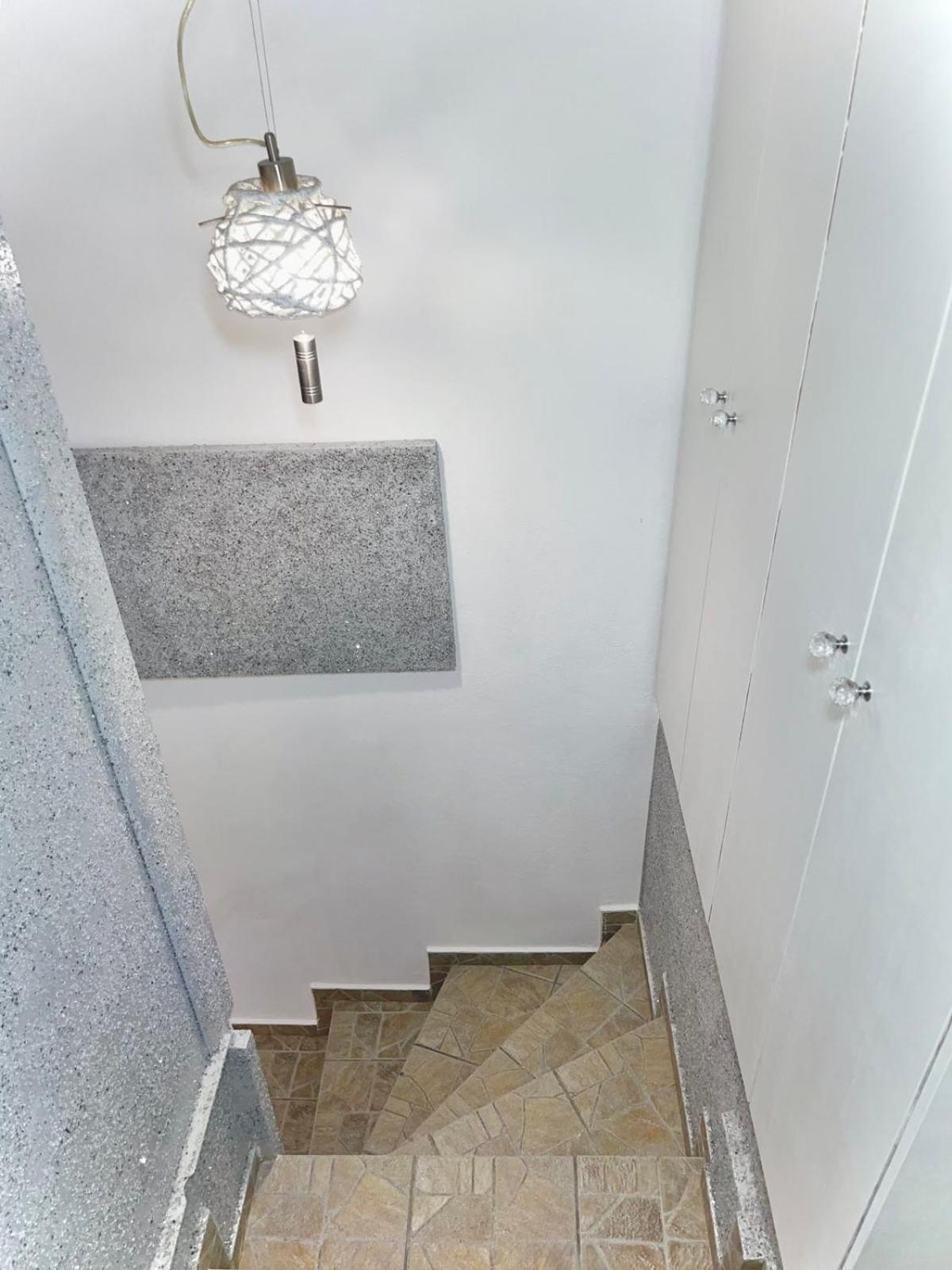 Diamond City Lux Apartment Аргостолион Экстерьер фото
